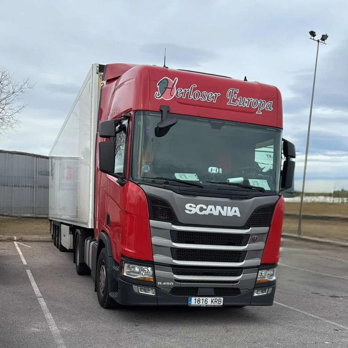 Scania rojo Herloser Europa